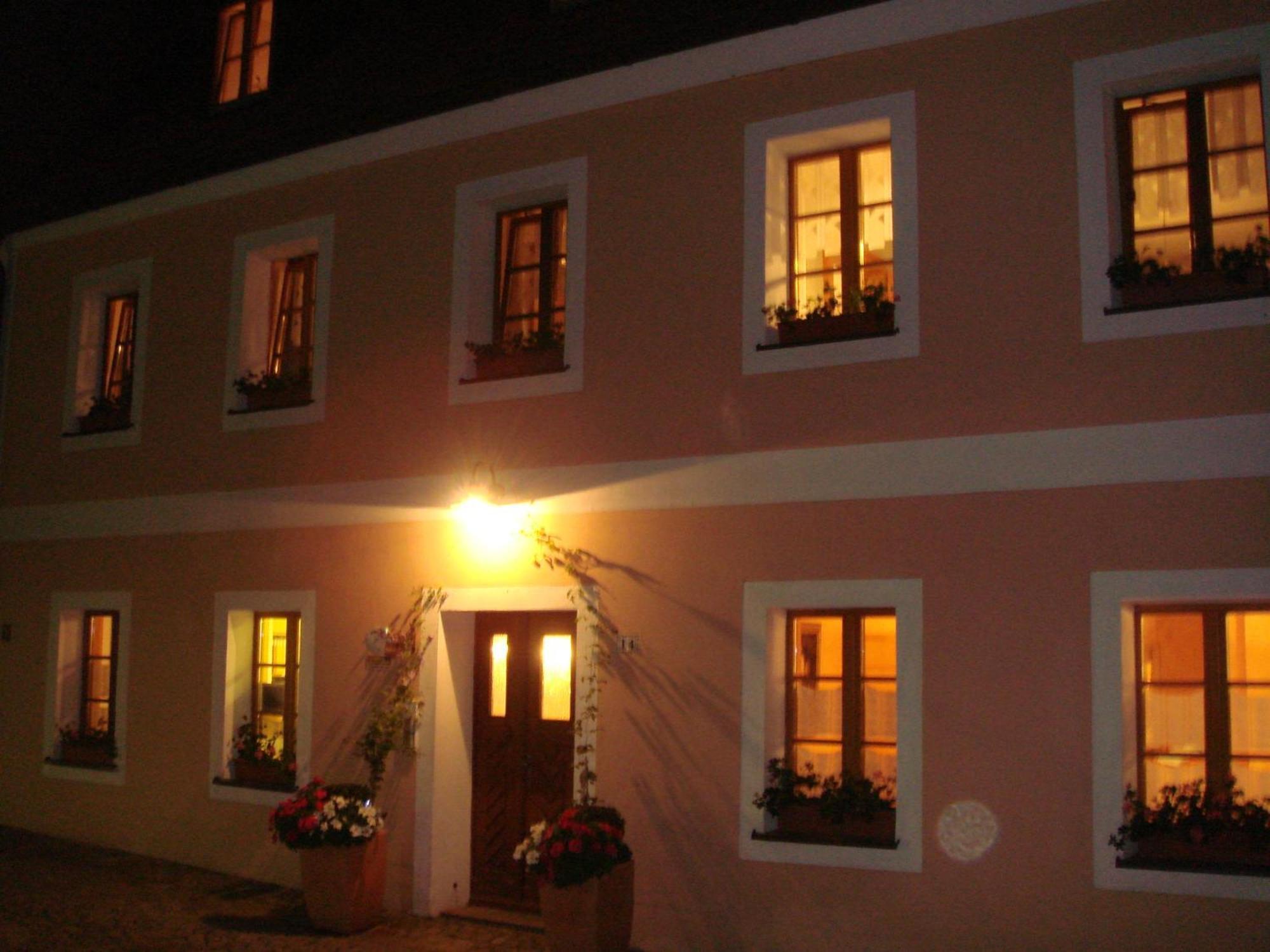 Haus Am Markt Königstein in der Oberpfalz Exterior foto